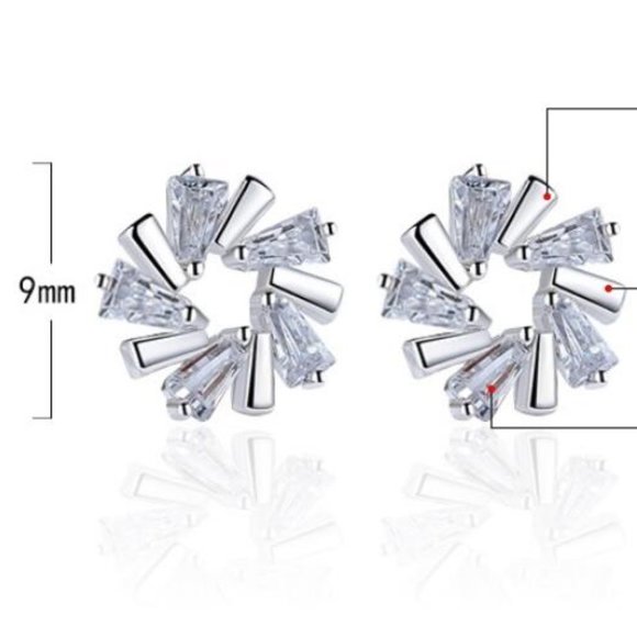 NEW 925 Sterling Silver Diamond Flower Earrings C - Picture 3 of 7